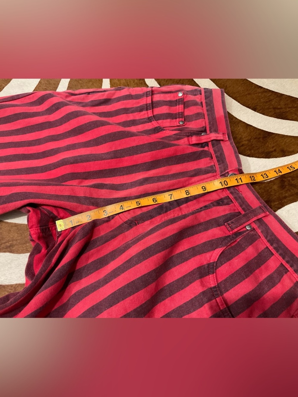 Vintage 90s Unionbay Red Black Striped Denim Shorts Size 32 Jeans Unisex - Picture 9 of 10